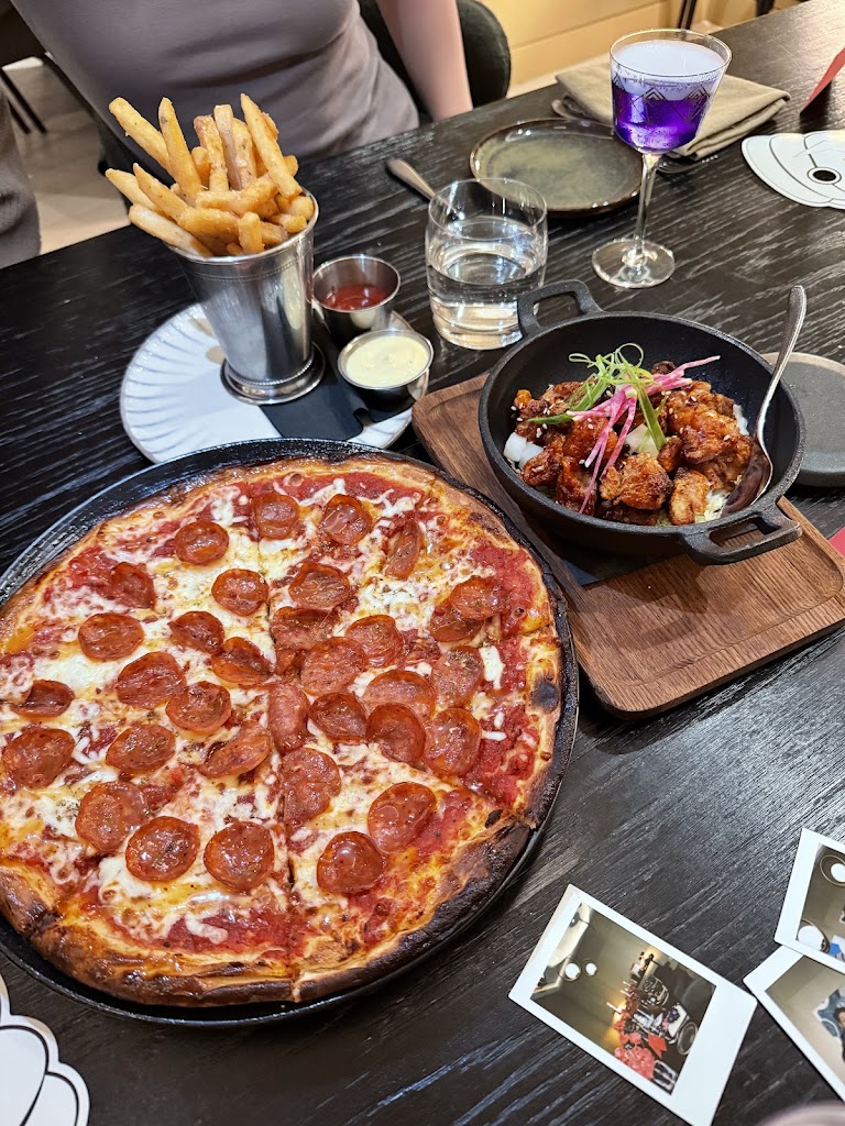 Día Restaurant and Lounge
