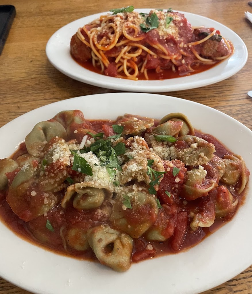 Dino's Cafe