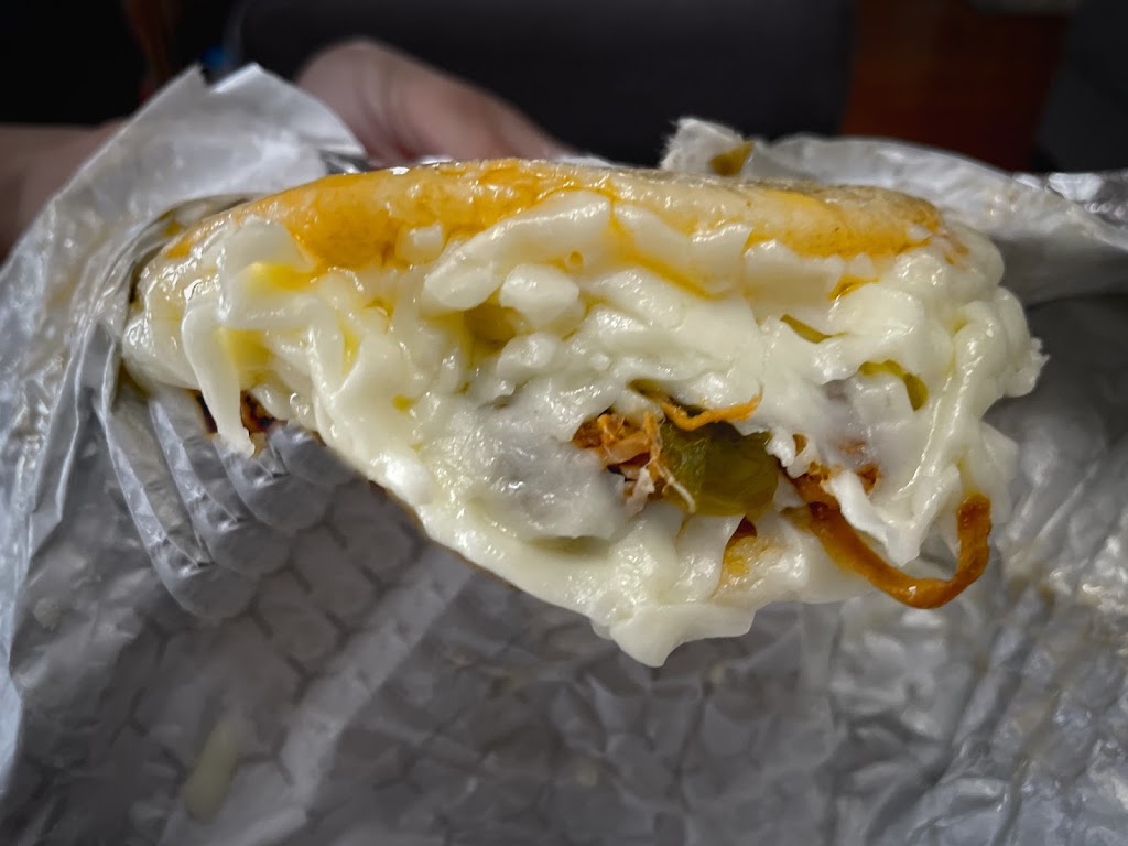 Don Tequeño y Doña Arepa DOT