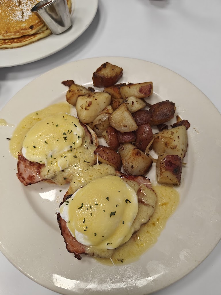 Donut Villa Diner