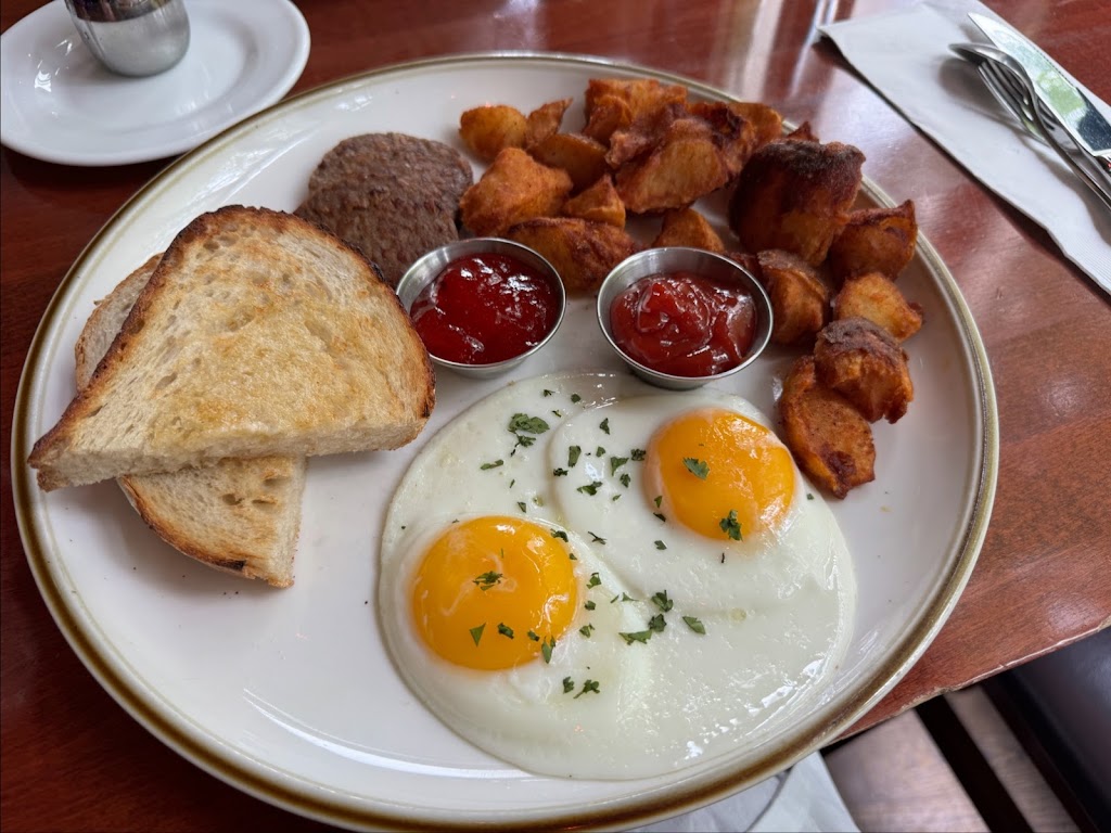 Dreamland Bar & Diner