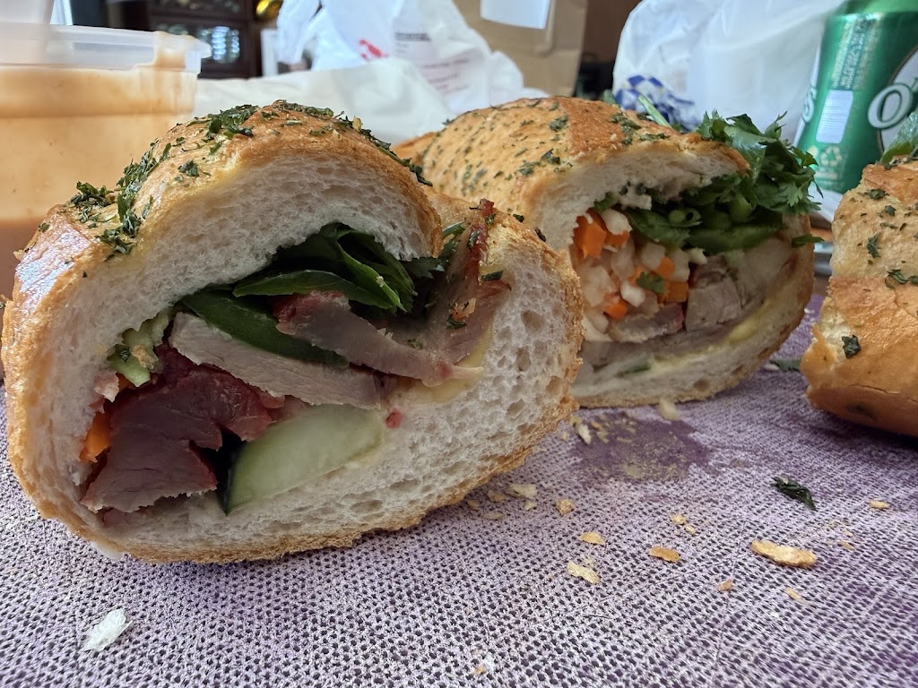 Duc Huong Sandwiches