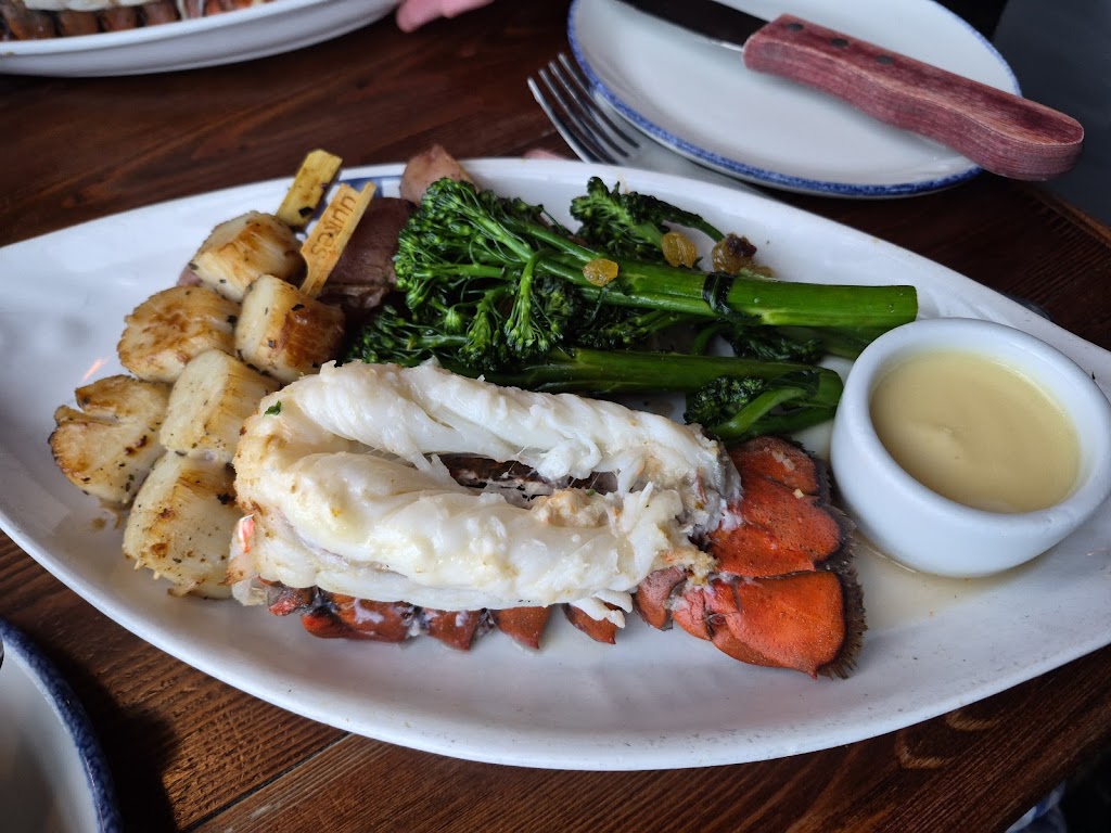 Duke’s Seafood Bellevue