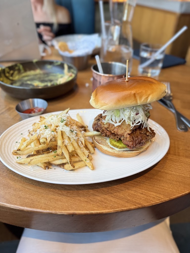 Earls Kitchen + Bar