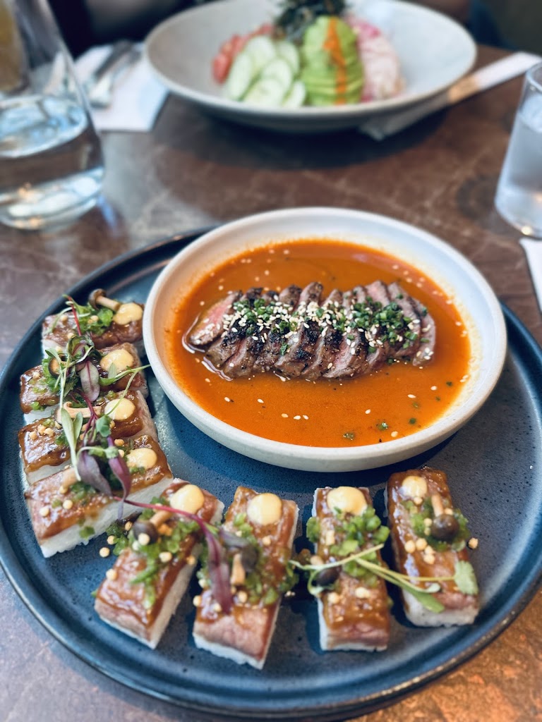 Earls Kitchen + Bar