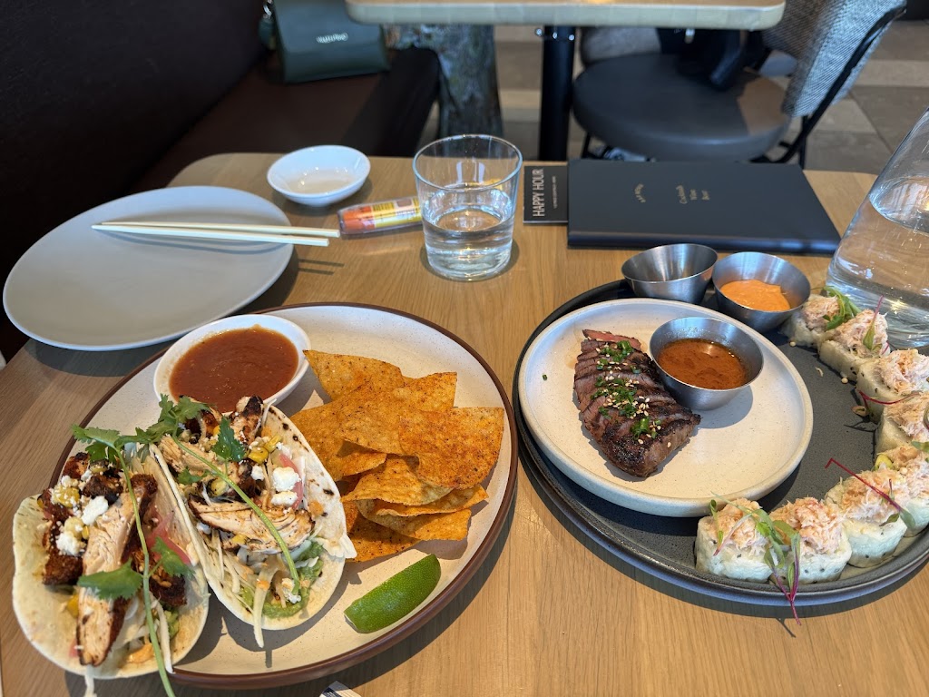 Earls Kitchen + Bar