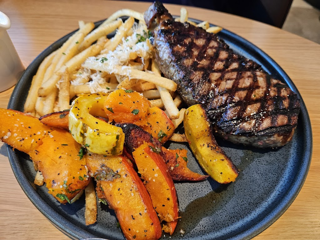 Earls Kitchen + Bar