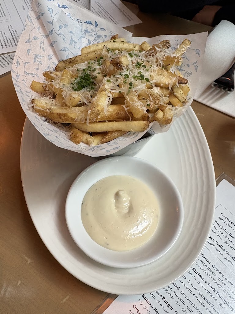 Earls Kitchen + Bar