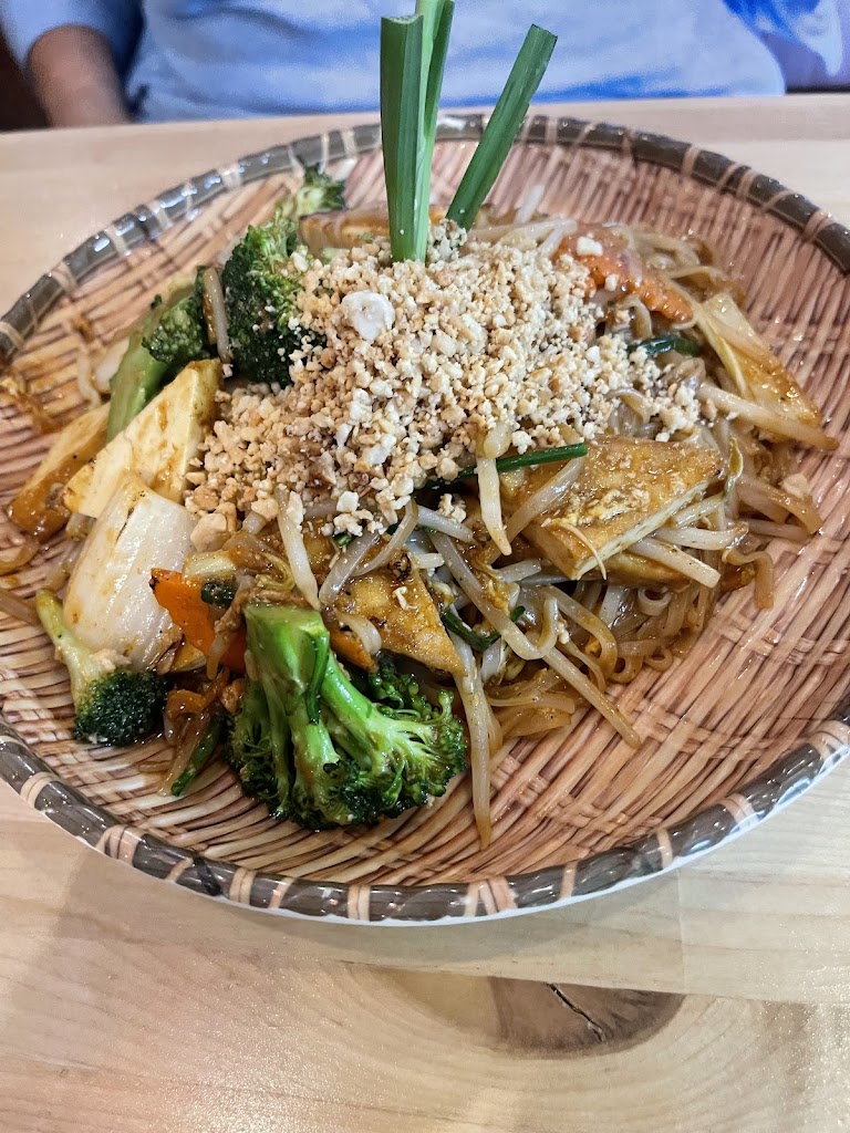 EAT BKK Thai kitchen Thornhill