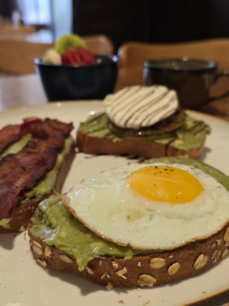 Eight AM Brunch