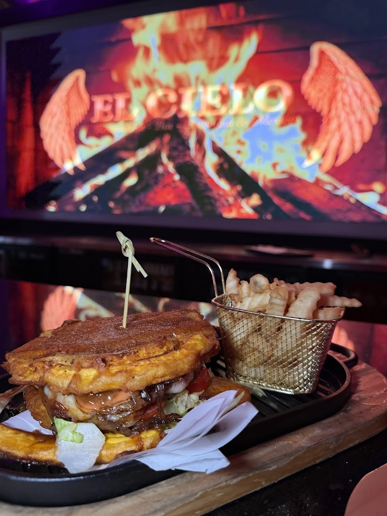 El Cielo Bar & Grill