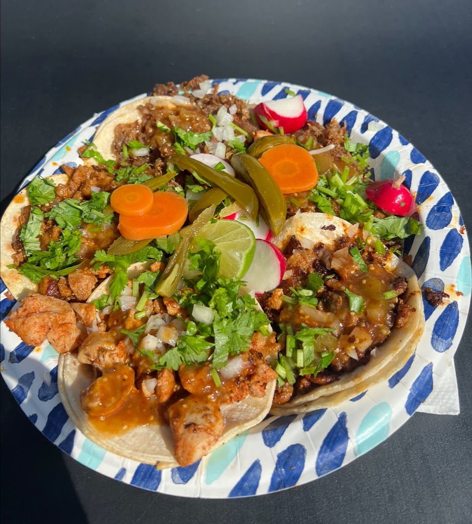 El Gallo Giro Food Truck
