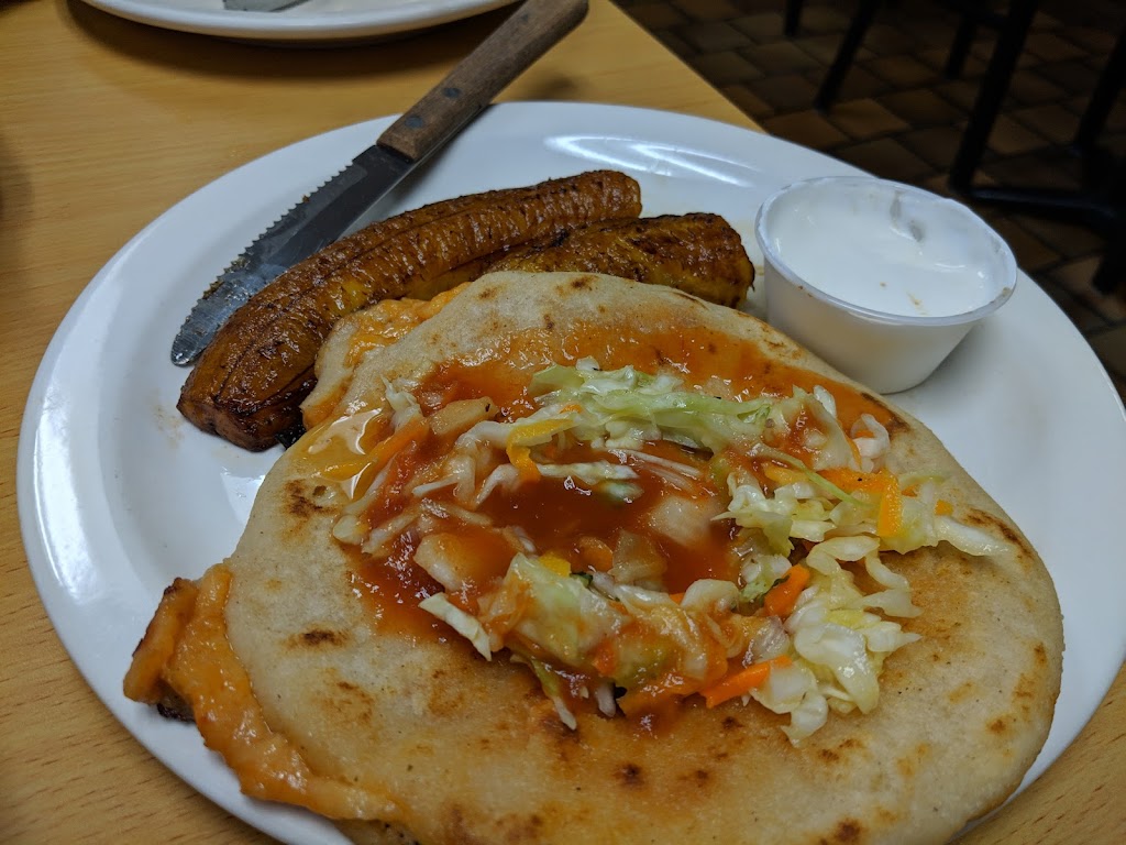 El Salvadoreño Restaurant