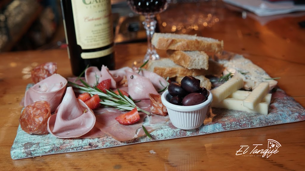 El Tanque Trattoria Bar