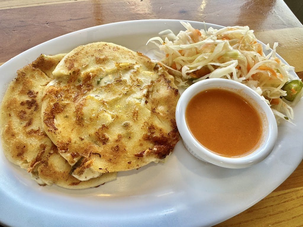 El Típico Salvadoreño Restaurant