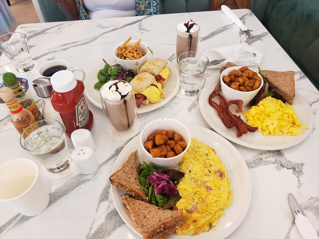Evviva Breakfast and Lunch