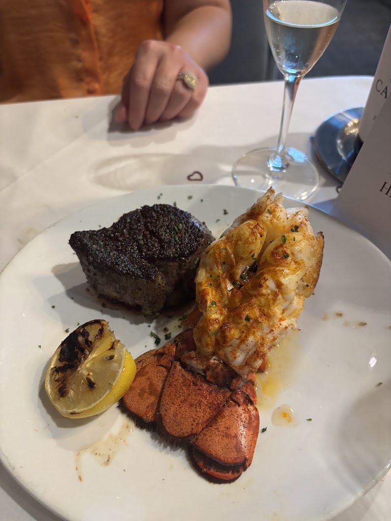 Fleming’s Prime Steakhouse & Wine Bar