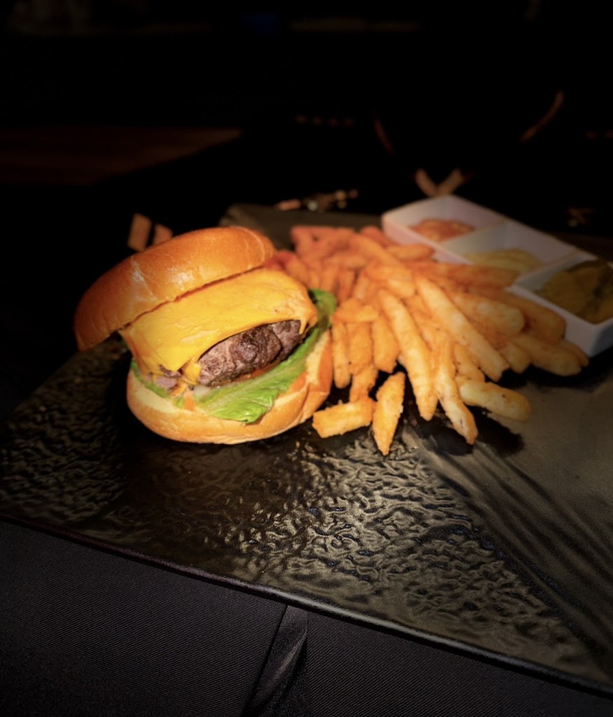 FlyMood Lounge & kitchen