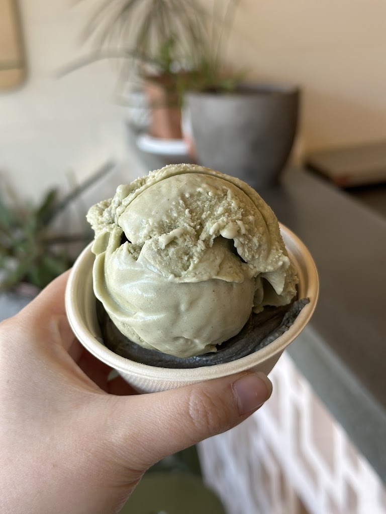 Frankie & Jo's Ballard