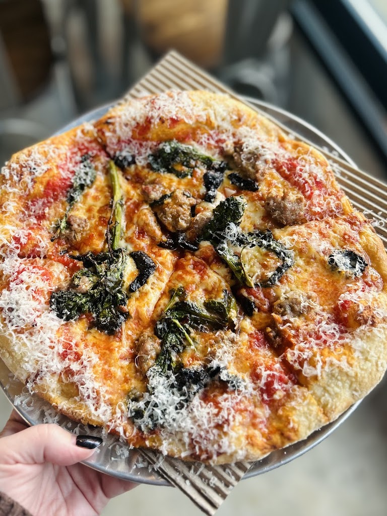 G.H. Pasta & Pizza - Phinney Ridge