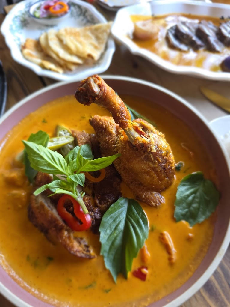 Glin Thai Bistro