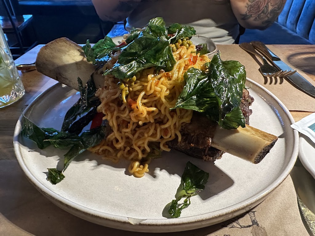 Glin Thai Bistro
