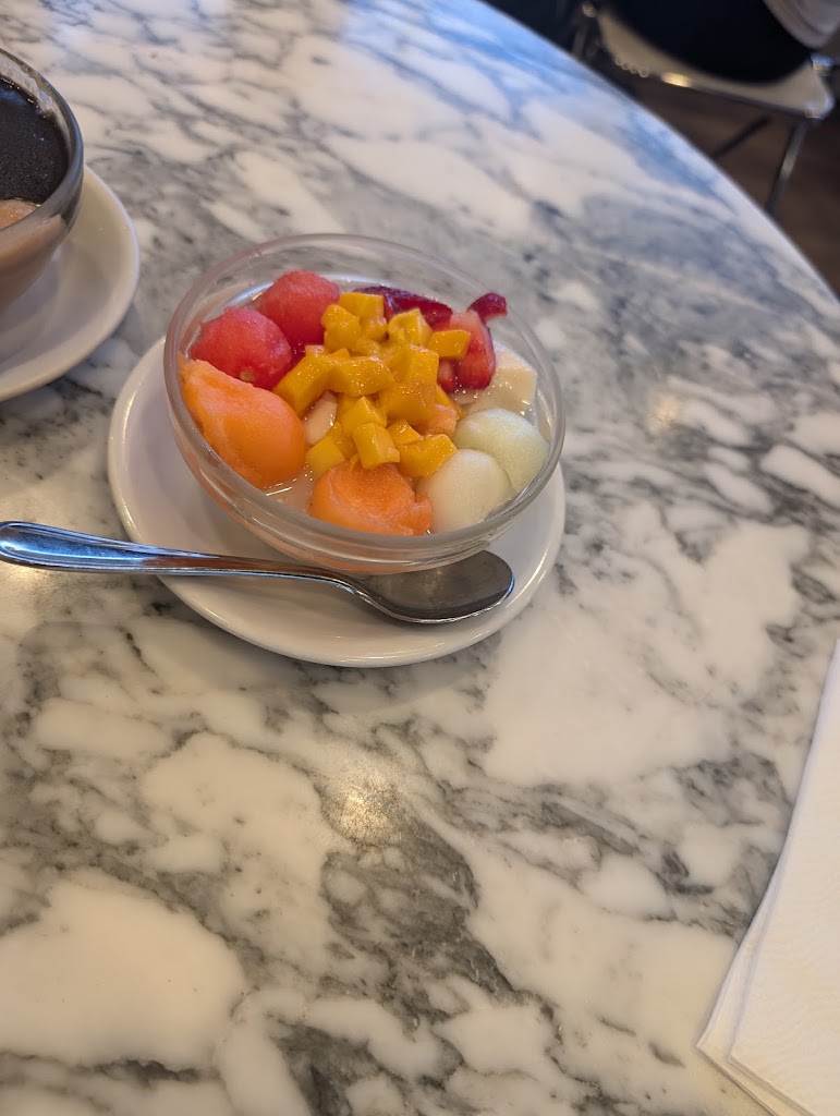 Golden Island Cafe