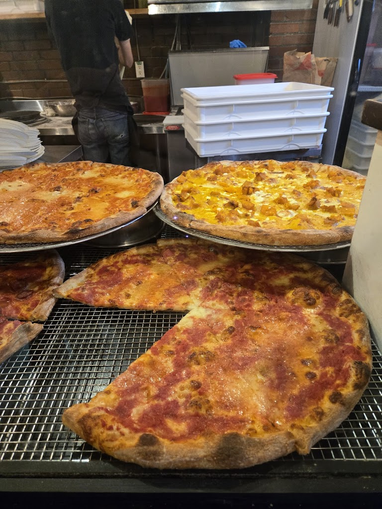 gram's pizza