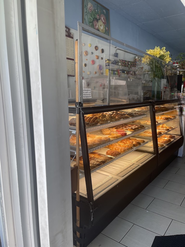 Grand Mission Donuts & Bakery