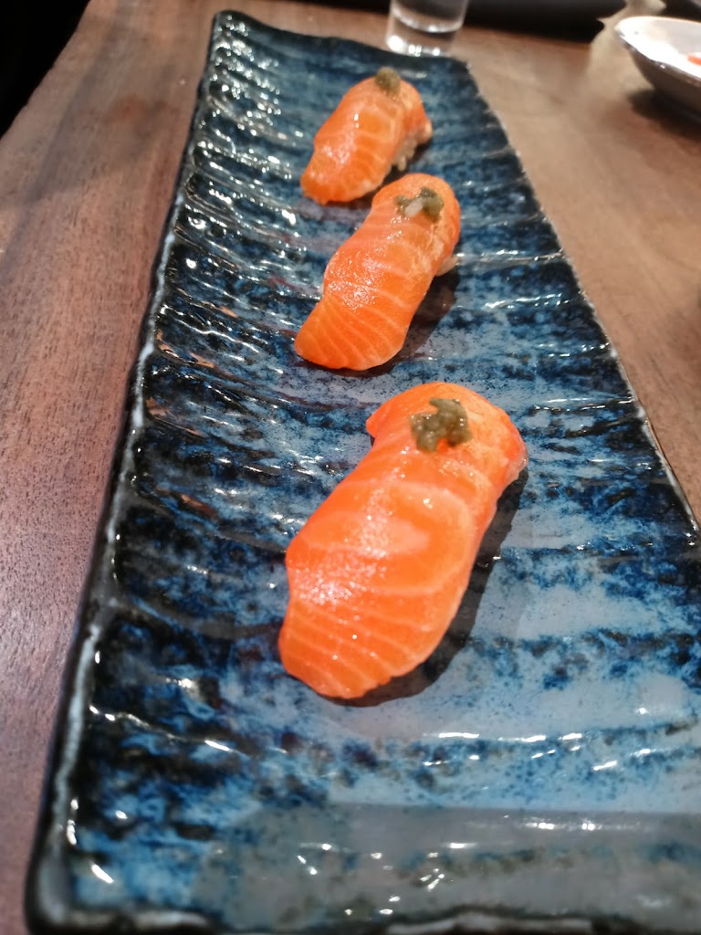 Hakashi Japanese Sushi Bar & Grill