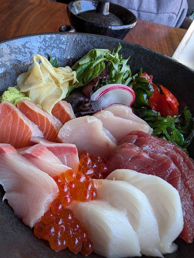 Hakashi Japanese Sushi Bar & Grill