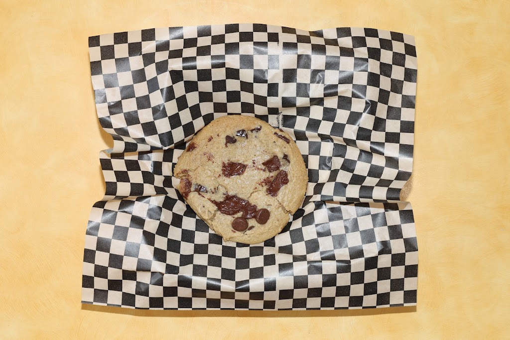 HALAL CHEESEBURGER & MORE