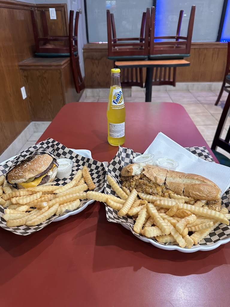 HALAL CHEESEBURGER & MORE