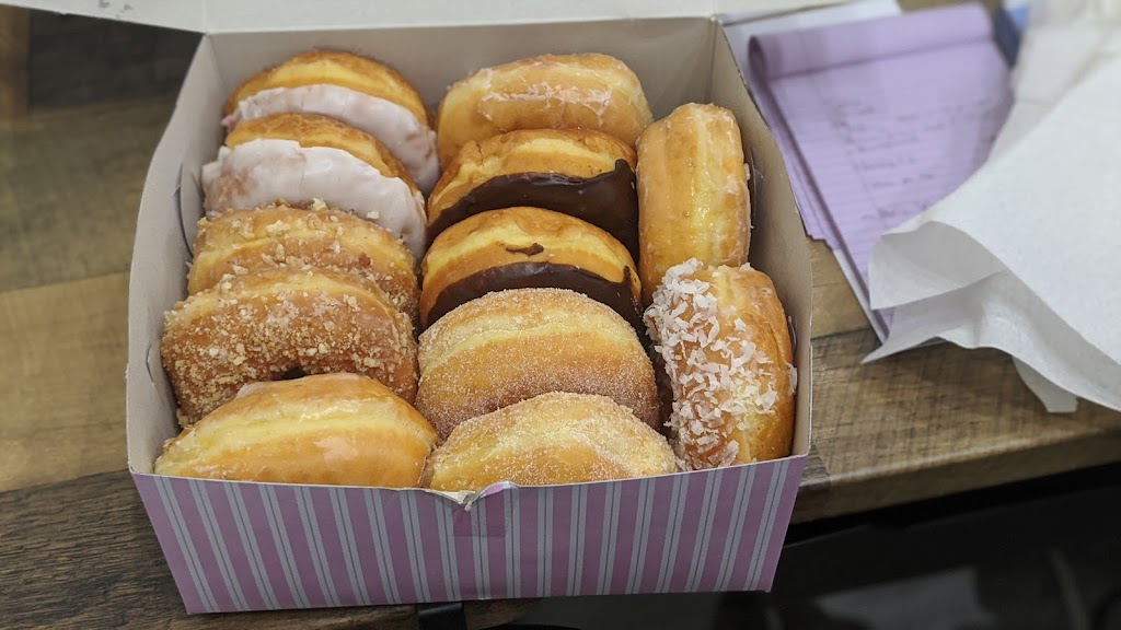 Happy Donuts