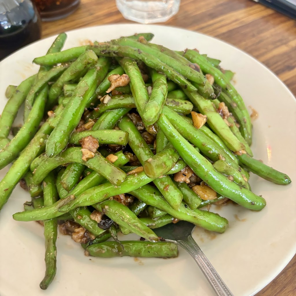 Henry's Hunan Restaurant