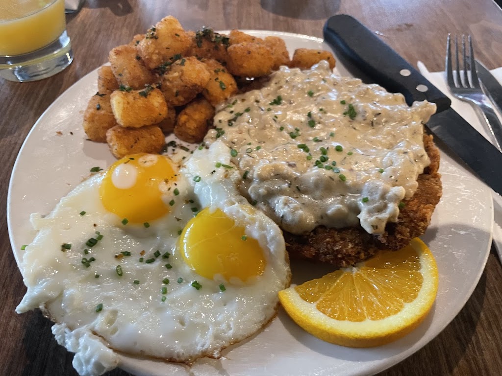 Heyday Bar & Restaurant
