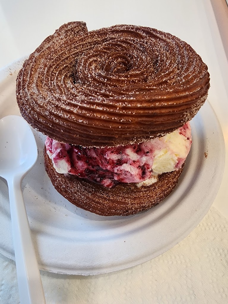 Honey Berry Evergreen
