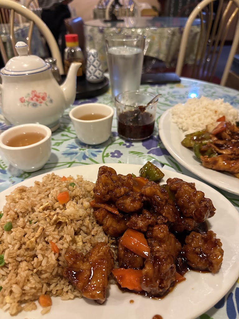 Hunan Empire Restaurant