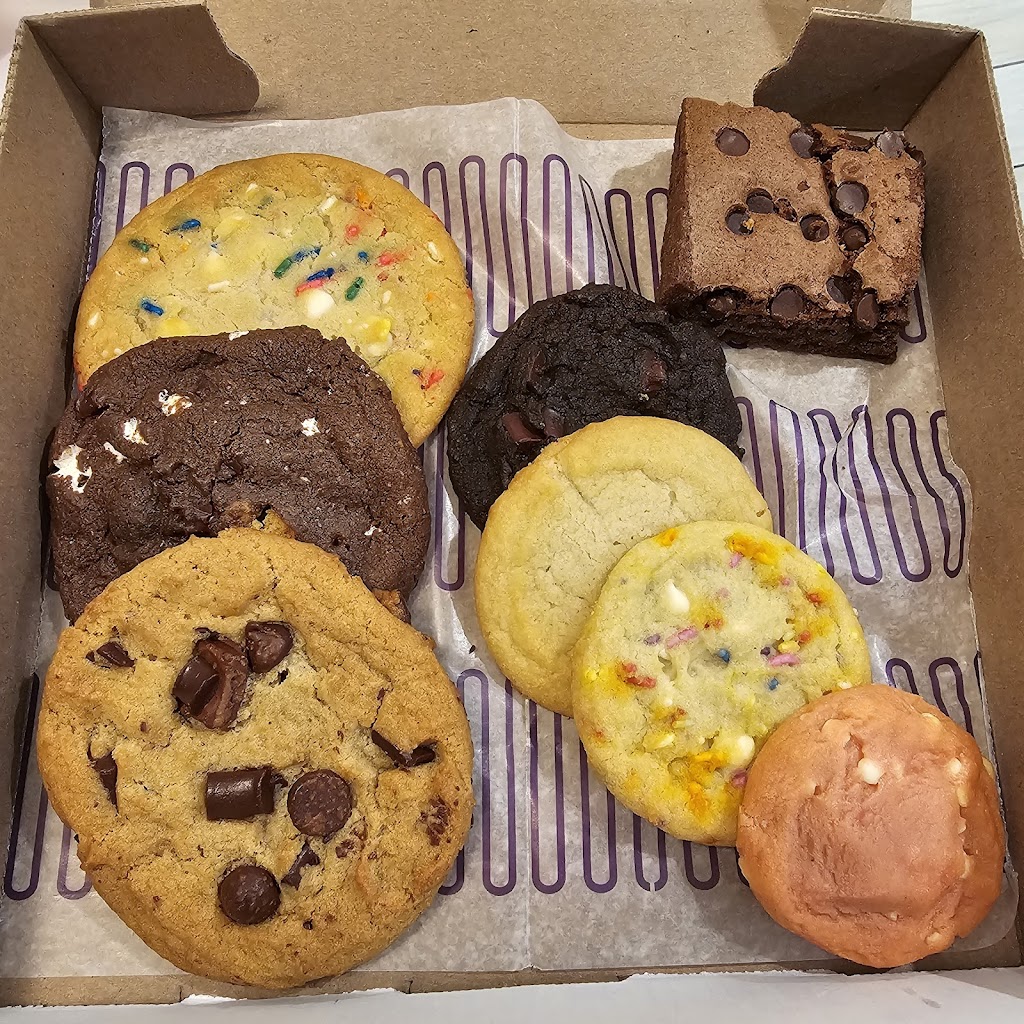 Insomnia Cookies