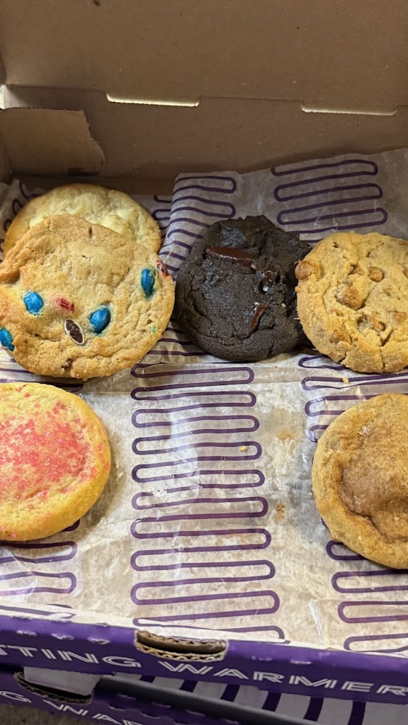 Insomnia Cookies