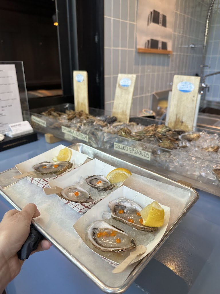 Island Oysters Raw Bar at Waterworks Food Hall