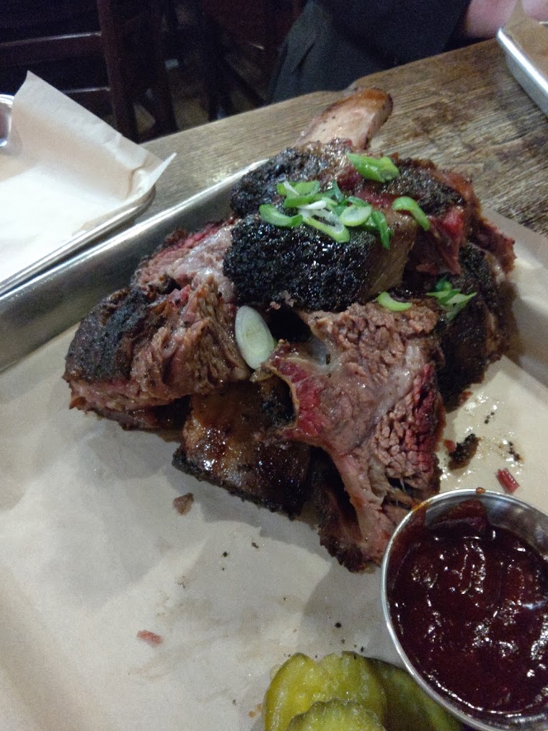 Izzy's Brooklyn Smokehouse