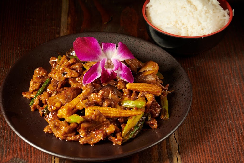 Jade Eatery And Lounge