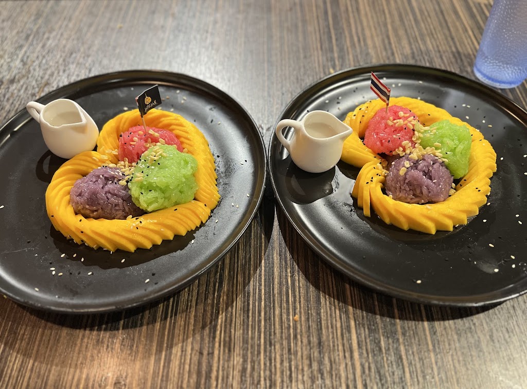 Jatujak Thai Restaurant - Richmond hill