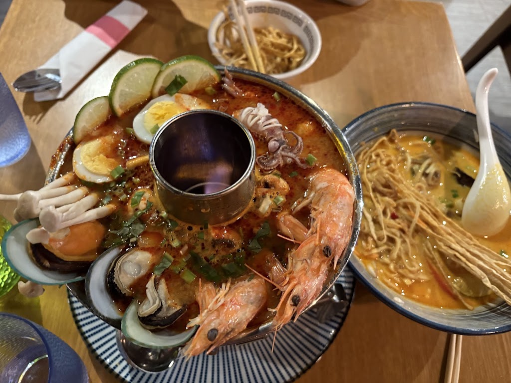 Jatujak Thai Restaurant - Richmond hill