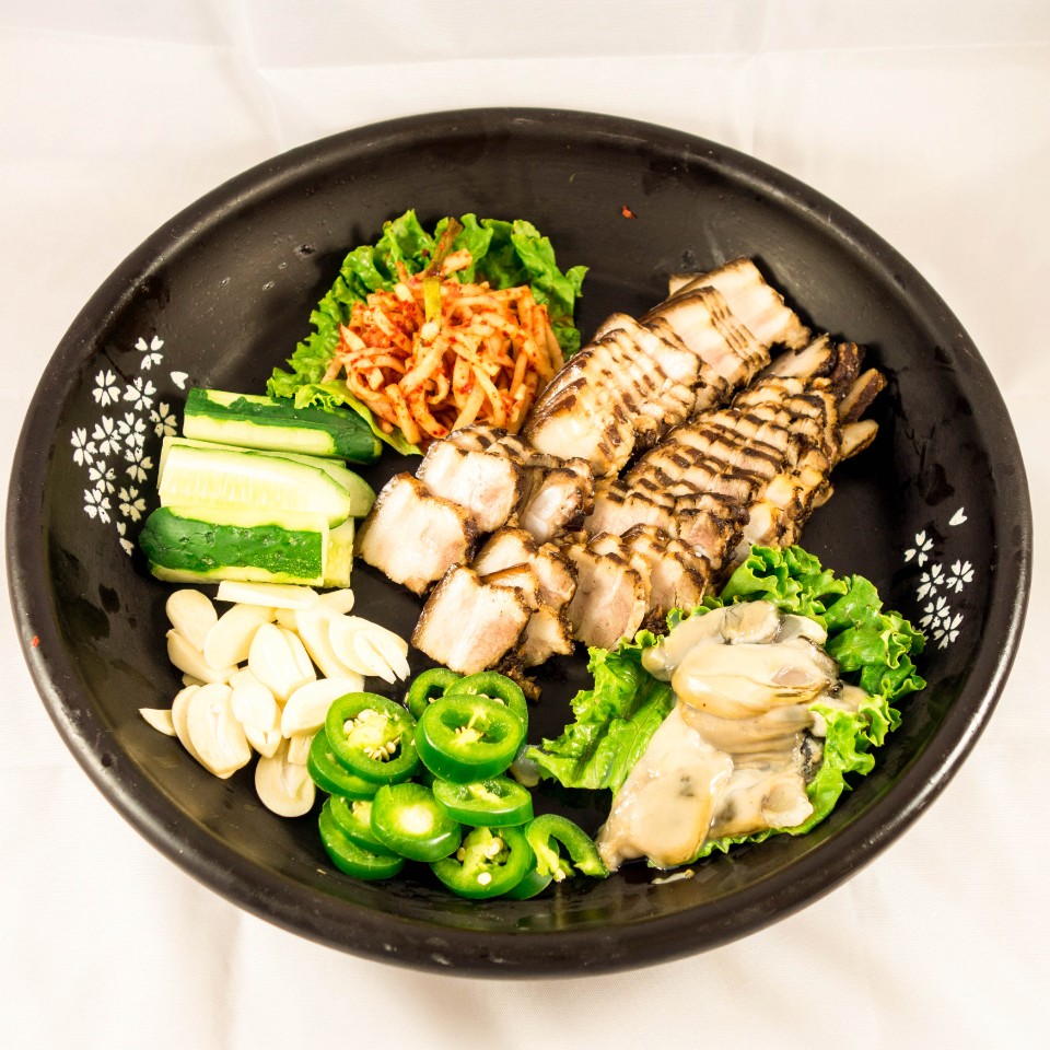 JeunJu Korean Restaurant 전주식당 | 전주할매칼국수 - Authentic Korean home style food