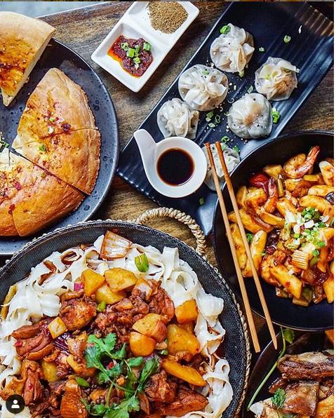 Jiang's Kitchen 疆湖 - Halal Chinese Food
