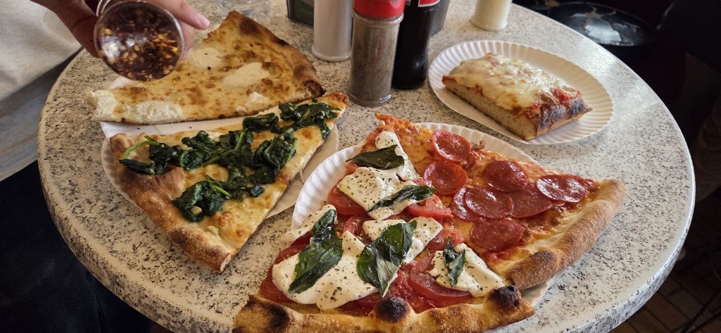 Joe's Pizza