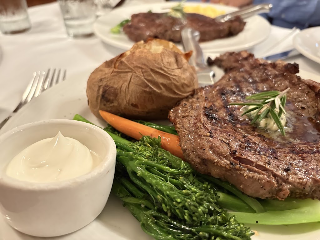 John's Grill