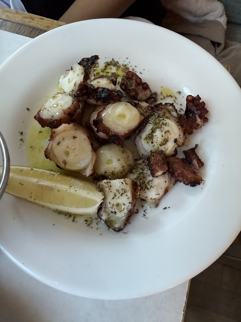 KAVA neo-taverna